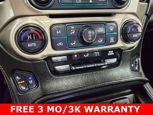 Used 2017 GMC Yukon XL Denali image 28