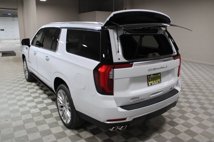 New 2026 GMC Yukon XL Denali w/ Denali Reserve Package AWD/4WD image 14