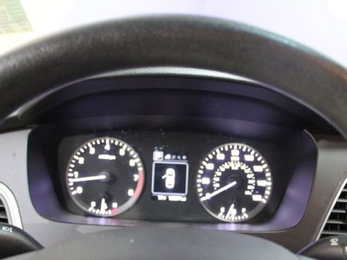 Used 2017 Hyundai Sonata SE FWD image 18