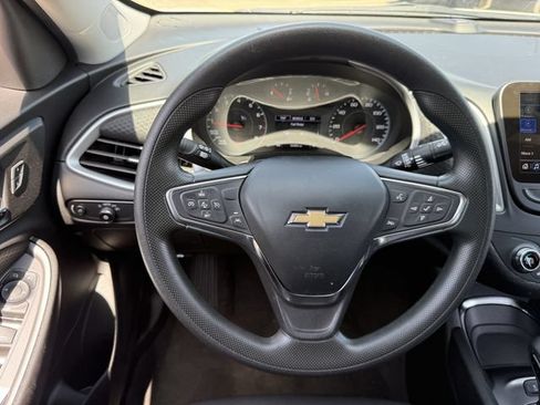 Used 2024 Chevrolet Malibu LT FWD image 13