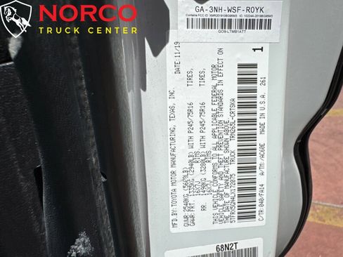 Used 2020 Toyota Tacoma SR image 22