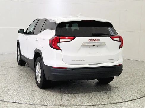 Used 2023 GMC Terrain SLE AWD/4WD image 7