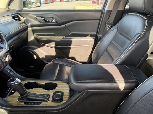 Used 2018 GMC Acadia Denali w/ Technology Package image 23