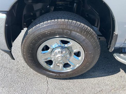 Used 2024 RAM 2500 Big Horn w/ Bed Utility Group AWD/4WD image 9