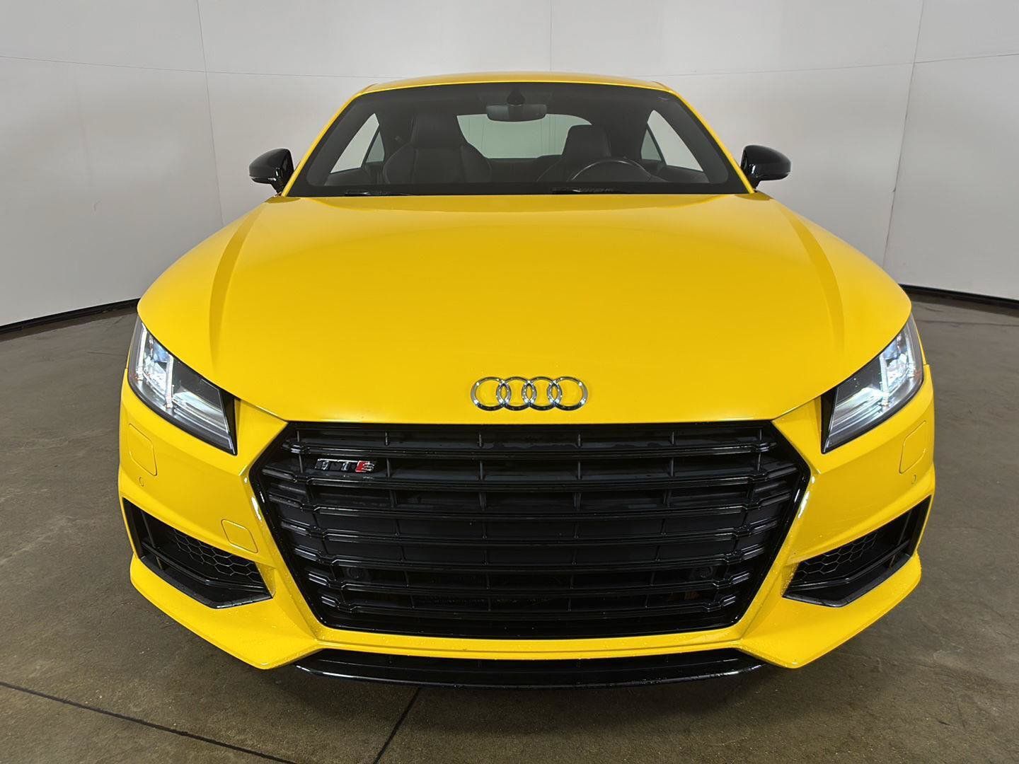 Used 2017 Audi TTS 2.0T Coupe AWD/4WD image 5