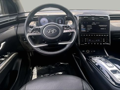 Used 2022 Hyundai Tucson Limited w/ Winter Package AWD/4WD image 6