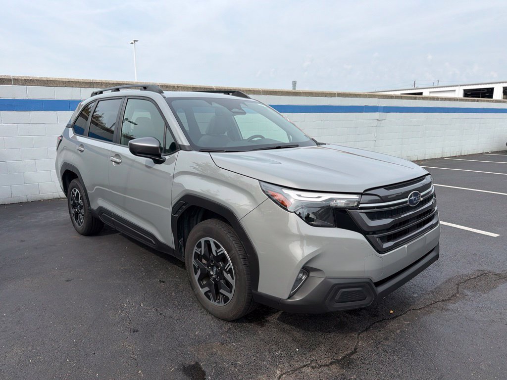 Used 2025 Subaru Forester Premium w/ Convenience Package #1 AWD/4WD image 7