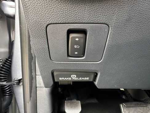 Used 2022 Ford F250 Lariat w/ Tremor Off-Road Package image 33