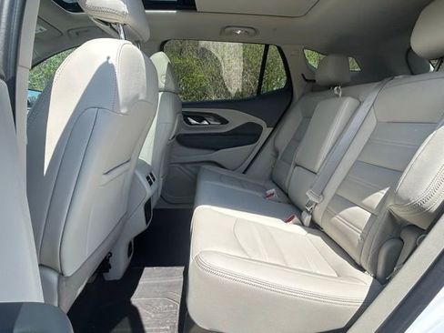 Used 2023 GMC Terrain Denali w/ Denali Premium Package image 10