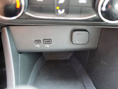 Used 2025 Buick Encore GX Preferred FWD image 25