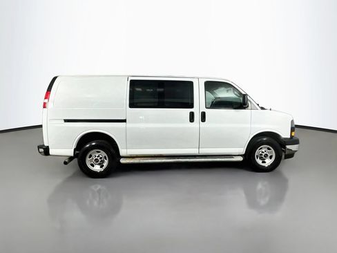 Used 2021 GMC Savana 2500 w/ Driver Convenience Package RWD image 9