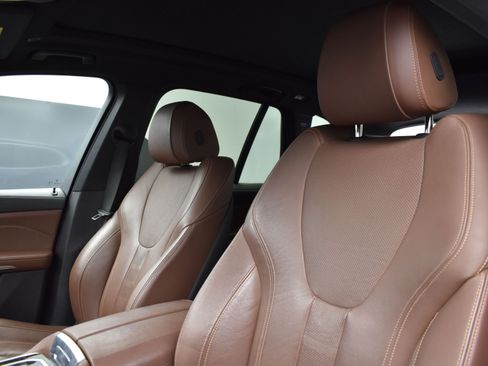 Used 2020 BMW X5 xDrive40i w/ Convenience Package image 11