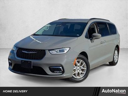 Used 2022 Chrysler Pacifica Touring-L