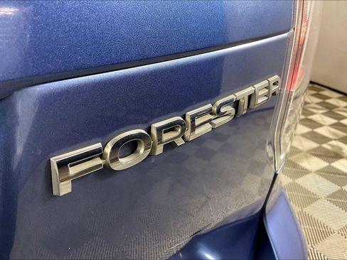 Used 2018 Subaru Forester 2.5i Premium AWD/4WD image 7