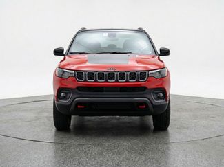 Used 2025 Jeep Compass Trailhawk video 1