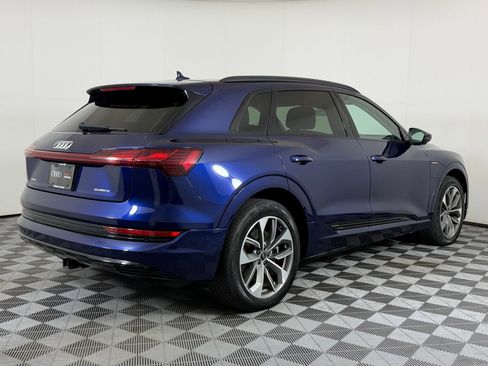 Used 2021 Audi e-tron Premium Plus w/ Premium Plus Package image 9
