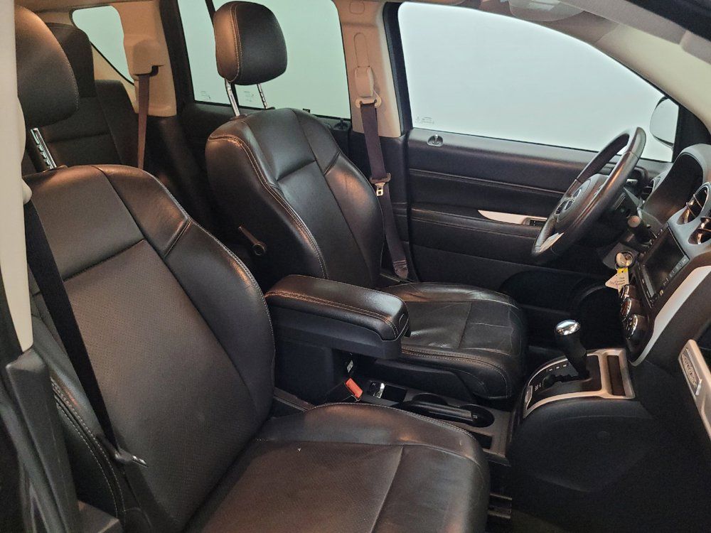Used 2016 Jeep Compass High Altitude AWD/4WD image 21