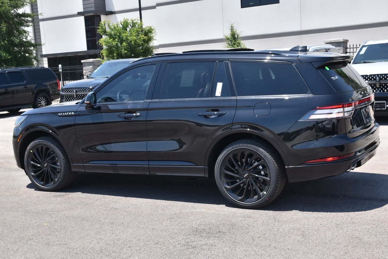 New 2026 Lincoln Aviator Reserve AWD/4WD image 10