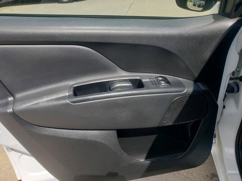 Used 2022 RAM ProMaster City Tradesman FWD image 11