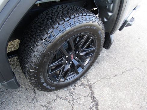 Used 2023 GMC Sierra 1500 Pro w/ Graphite Edition image 35