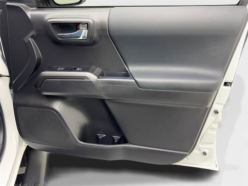 Used 2023 Toyota Tacoma 4x4 Double Cab image 49