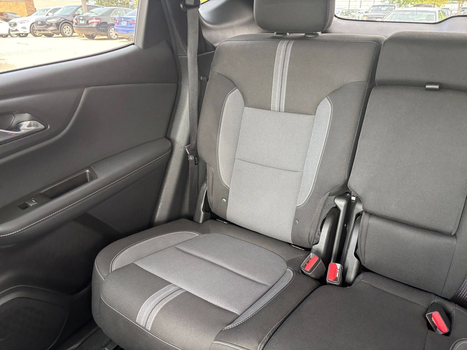 Used 2025 Chevrolet Blazer LT FWD image 39