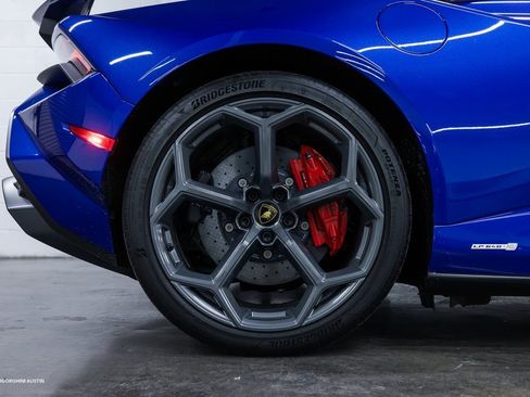 Used 2023 Lamborghini Huracan Tecnica image 16