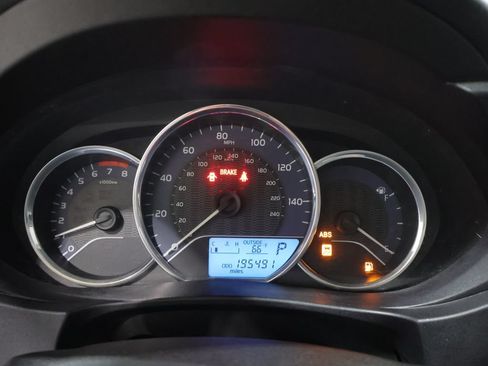 Used 2014 Toyota Corolla LE FWD image 36