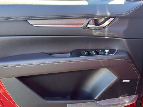 New 2025 MAZDA CX-5 Signature image 7