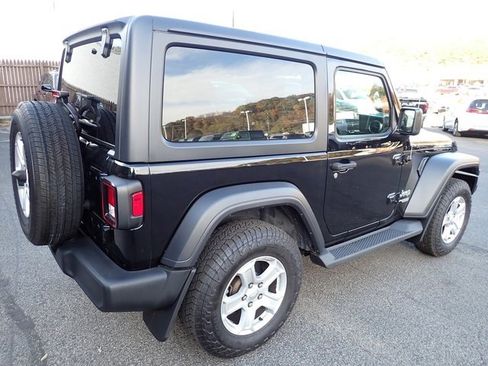 Certified 2019 Jeep Wrangler Sport image 7