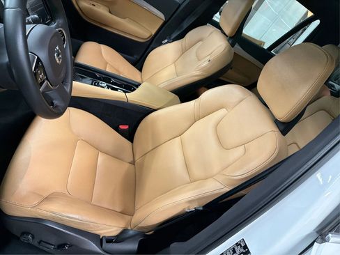 Used 2017 Volvo XC90 T6 Momentum w/ Vision Package AWD/4WD image 46