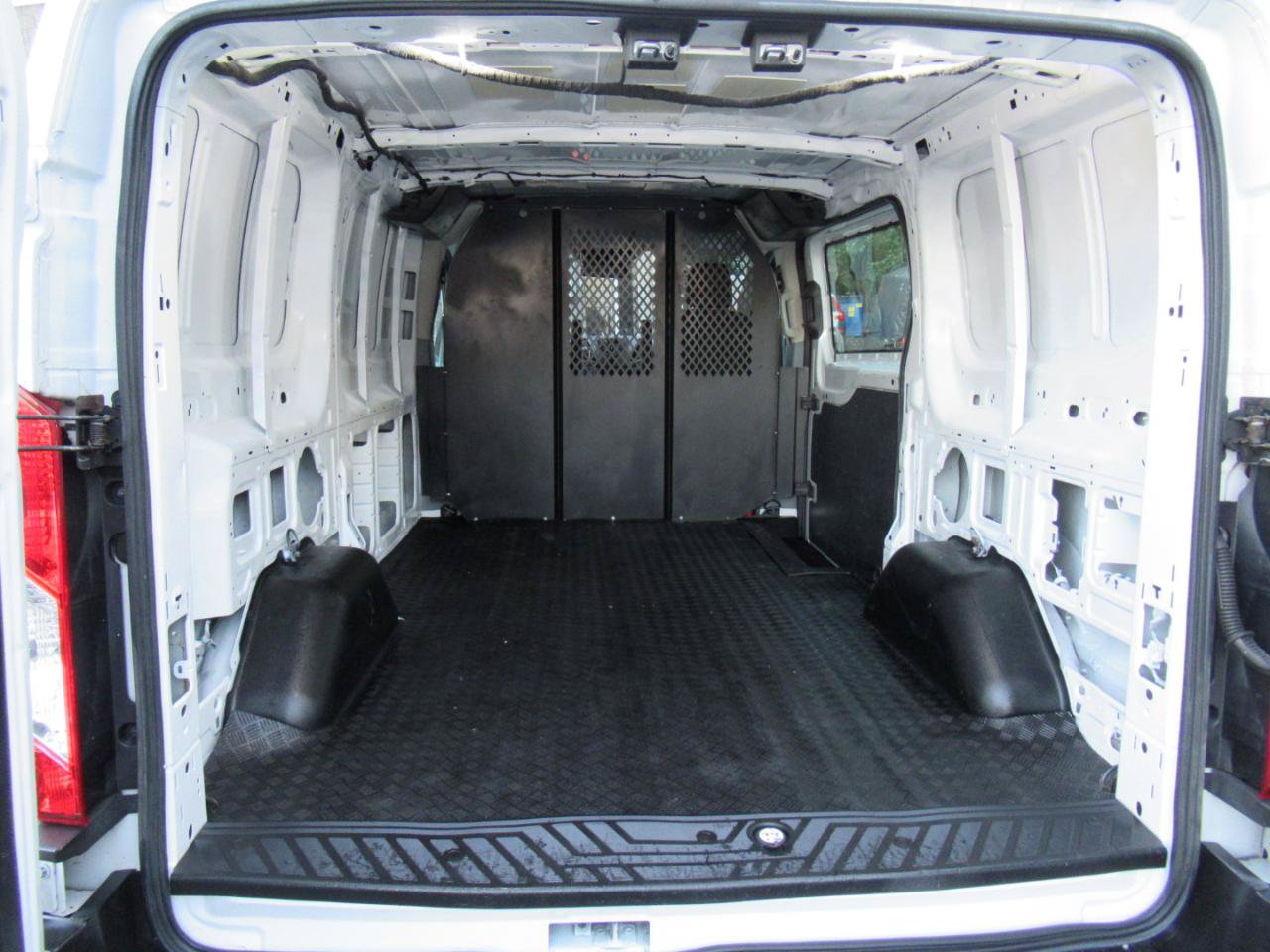 Used 2019 Ford Transit 250 130 Low Roof w/ Exterior Upgrade Package RWD image 16