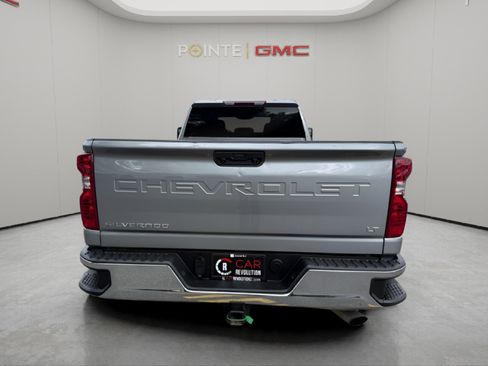 Used 2025 Chevrolet Silverado 2500 LT w/ Convenience Package AWD/4WD image 5