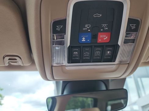 Used 2020 RAM 1500 Limited AWD/4WD image 30