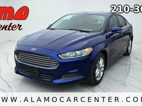 Used 2016 Ford Fusion SE FWD image 1