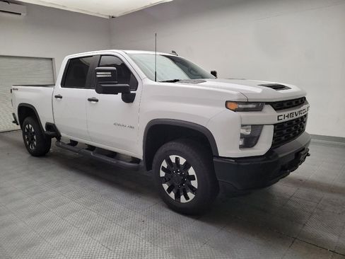 Used 2020 Chevrolet Silverado 2500 Custom w/ Custom Value Package AWD/4WD image 11
