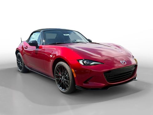 New 2025 MAZDA MX-5 Miata Club w/ Brembo/BBS Recaro Package image 7