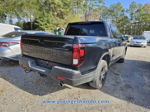 Used 2024 Honda Ridgeline Black Edition image 7