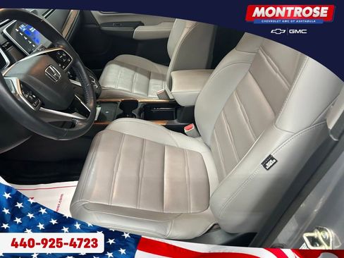 Used 2020 Honda CR-V Touring image 11