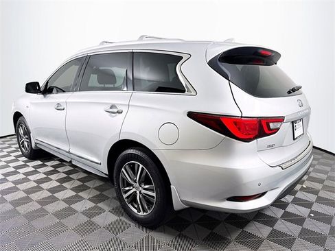 Used 2019 INFINITI QX60 Luxe w/ Essential Package image 4