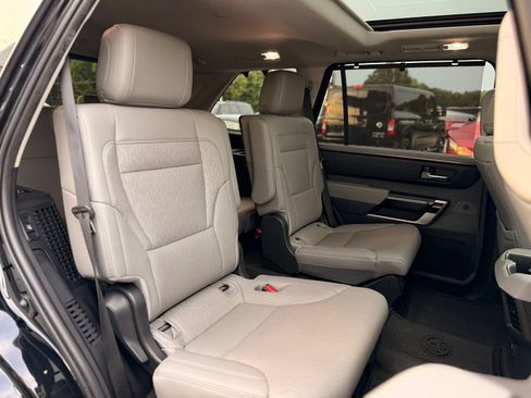 Used 2024 Toyota Sequoia Limited AWD/4WD image 35
