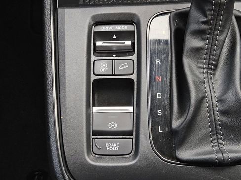 Used 2024 Honda CR-V LX image 15