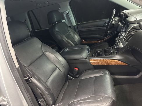 Used 2018 Chevrolet Tahoe Premier AWD/4WD image 18
