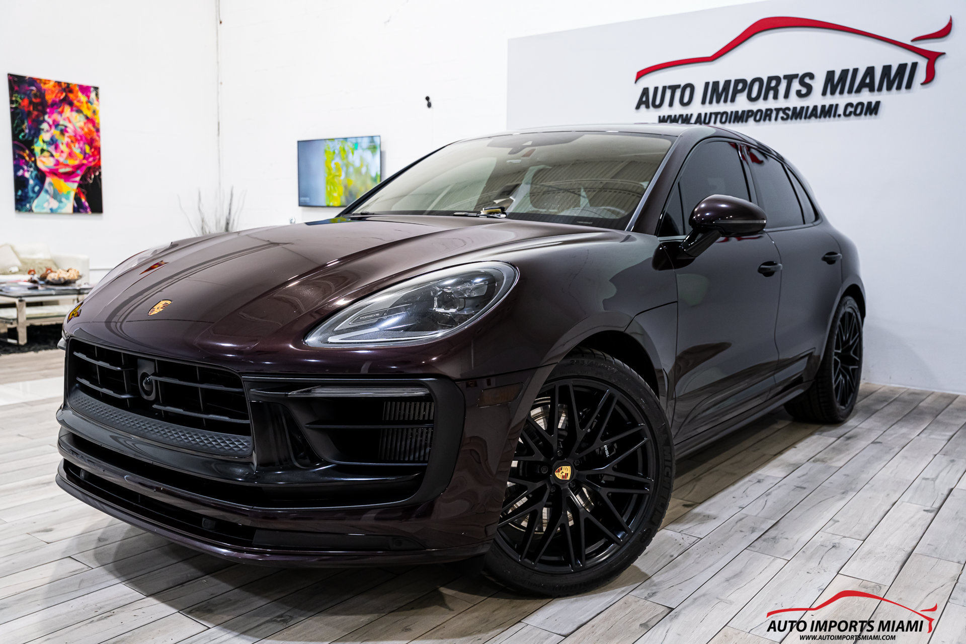 Used 2023 Porsche Macan GTS w/ Sport Chrono Package AWD/4WD image 1
