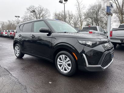 Used 2023 Kia Soul LX