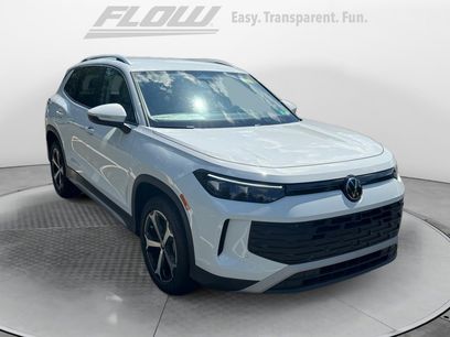 New 2025 Volkswagen Tiguan SE