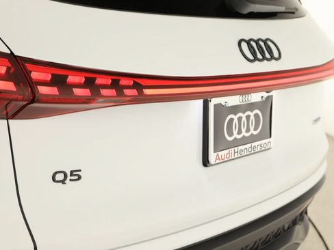 New 2026 Audi Q5 2.0T AWD/4WD image 30