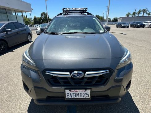 Used 2021 Subaru Crosstrek 2.0i Premium AWD/4WD image 2