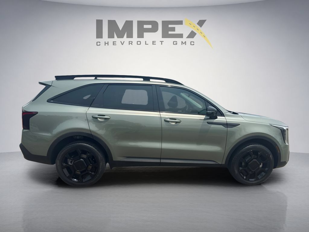 Used 2025 Kia Sorento SX AWD/4WD image 6