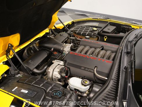 Used 2000 Chevrolet Corvette Convertible w/ Memory Pkg image 32